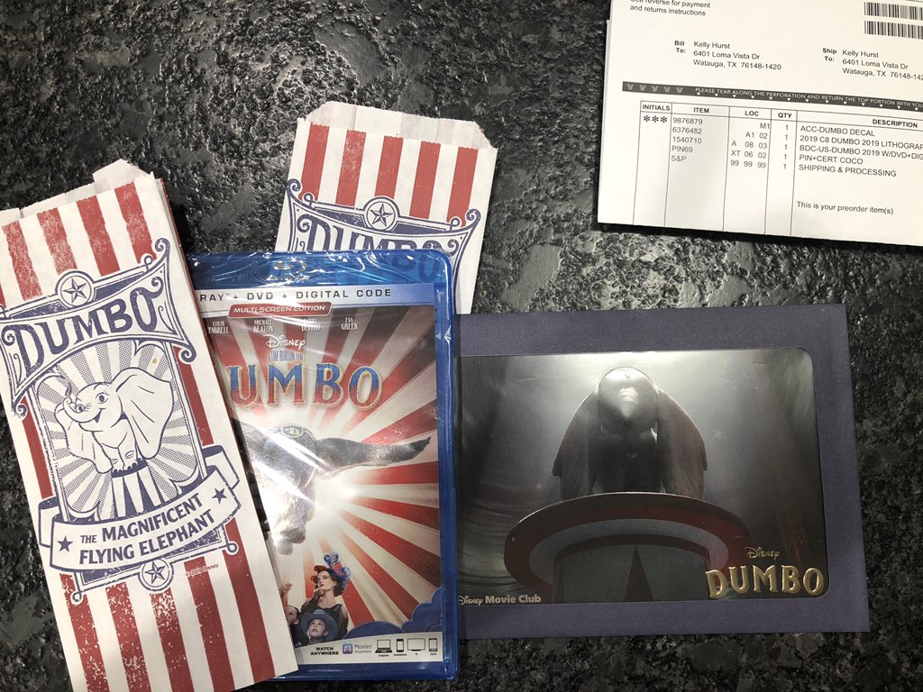 #disneymovieclub where are the dumbo decals? Instead I get cheap bags...disappointed, I only ordered through @disneymovieclub for the decals, I’ve already met my membership commitment.