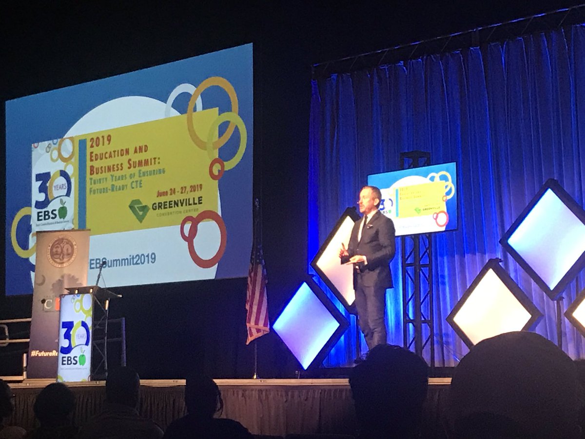 Ron Clark is on fire for education! Be Pizza- not plain bread this year in your classroom. <a href="/ronclarkacademy/">Ron Clark Academy</a> 
#ebsummit2019 #FutureReadyCTE