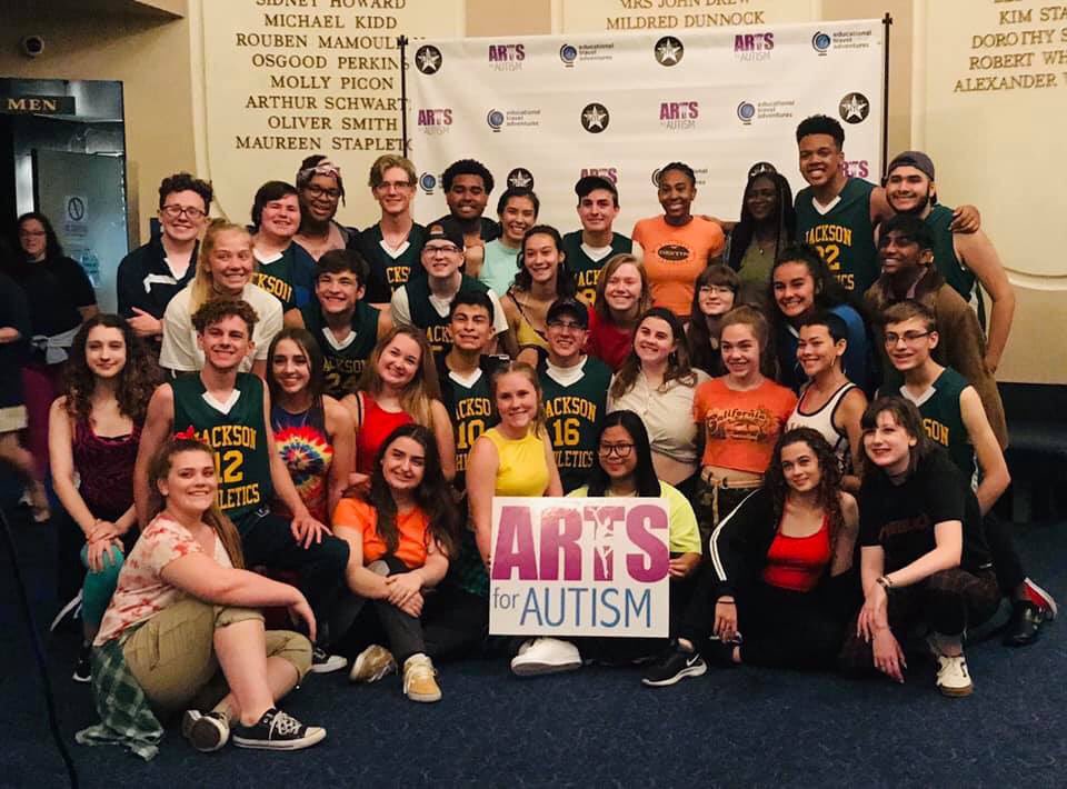 MicheleHelmink's tweet photo. Oh that’s just Sarah about a foot away from Kelli O’Hara, the seven time Tony awards nominated actress 😍🎉🎭🎶Dream come true!! #ArtsforAutism 🧩 #NYC #Broadway https://t.co/MJPdspcyzb