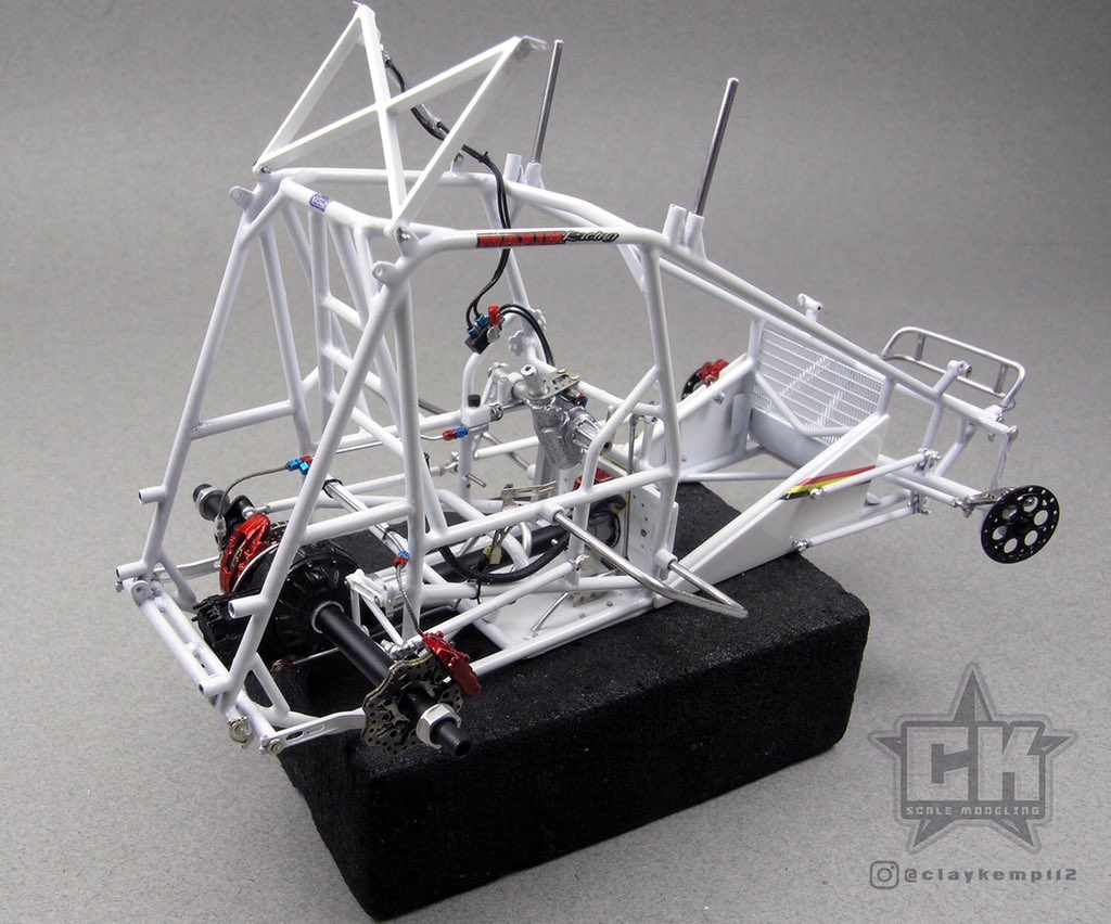 claykemp112's tweet photo. Small progress, but hey, at least it is progress! I scratch built the rear wing tree, and wing slider and got those mounted to the chassis. Rear brake lines run as well. #fvp #caseyspizza #brianbrownracing #maximchassis #124scale #sprintcar https://t.co/09AP45KZUK