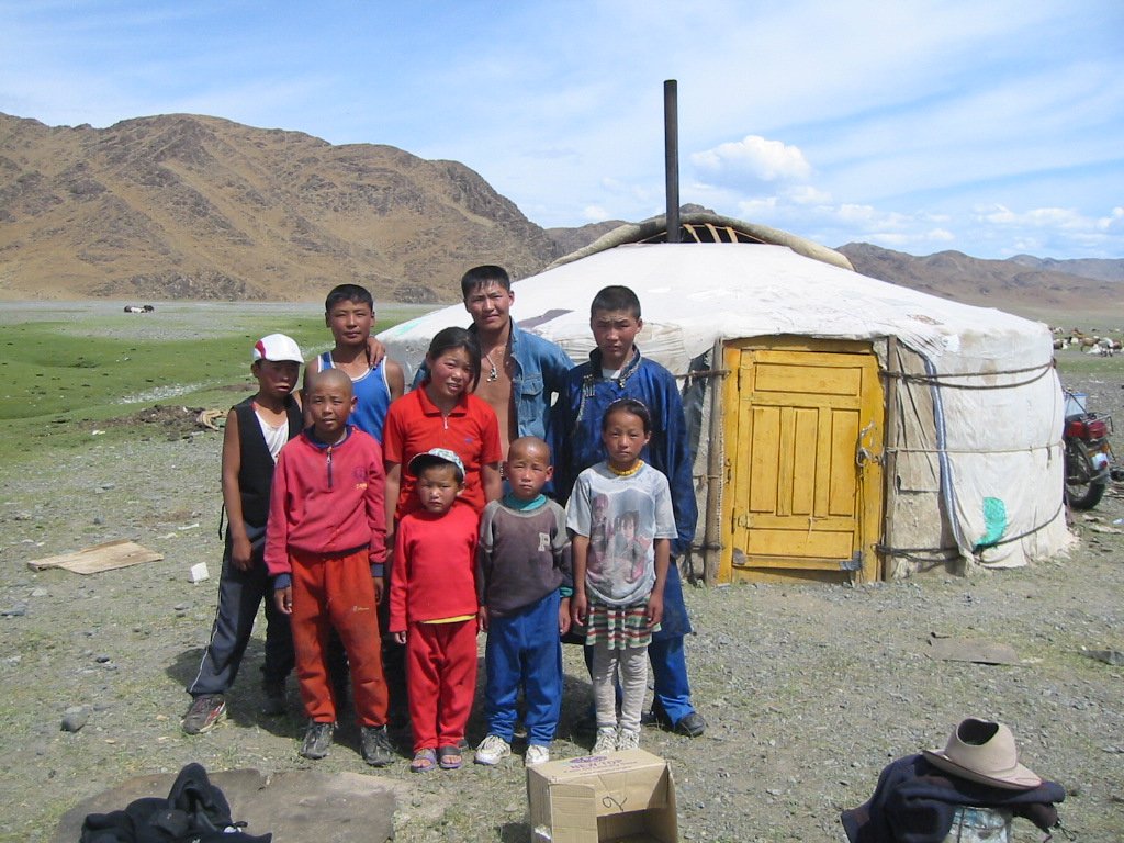 We stopped in the tiny village of Erdenetsogt where a cat ran up a pole to escape a dog, then a crow swooped on it. It felt like a metaphor for life. bit.ly/2GCSQx4  [Image: Jennie S.]

#Mongolia #travel #adventure #journey #nomad