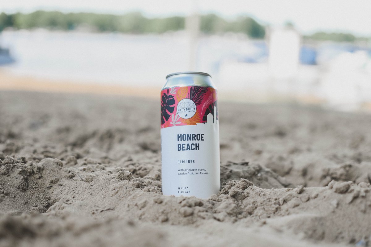 brewsperience's tweet photo. .@CityBuilt Monroe Beach on a beach ☀️ 🌊 🤙🏻

#beer #craftbeer #brewsperience #citybuiltbrewing https://t.co/Js25DyUK40