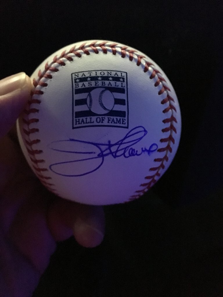 PCHSDragons's tweet photo. Attending the Journal Star Preps Best of Central Illinois and I received a new piece of memorabilia for the office thanks to Mr. Oliver. #CentralIllinoisPreps #ThomeHOF #DragonPride https://t.co/Ry8k6FVuTW