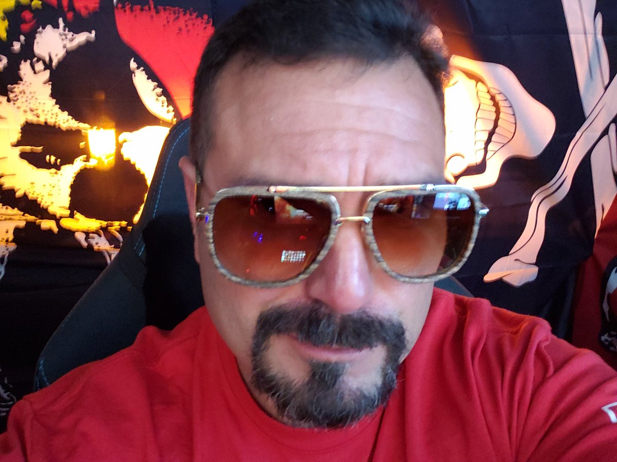 pmfg333's tweet photo. For Vegas you gotta have some cheap sunglasses that look ridiculous on you..... SCORE! #YEEHAW #VEGAS #FALLCON2019
@SelfishGamma @GernaderJake @yyz1992 @inf3cti0n @RealAvgJoeShow @TmlChevy @TheTACO667 @XxDanTheMan86xX @0Royalflush0 https://t.co/9E8OuYbX7o