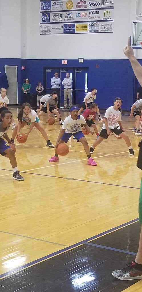 S/O to these 3 young Lady Scotties for attending a skills camp by @KentuckyPremier at @BlueRaiderHoops today! #FutureIsBright #EmbraceTheGrind @AustinAshia @janekir24 @steve_coachk @KyNATE270