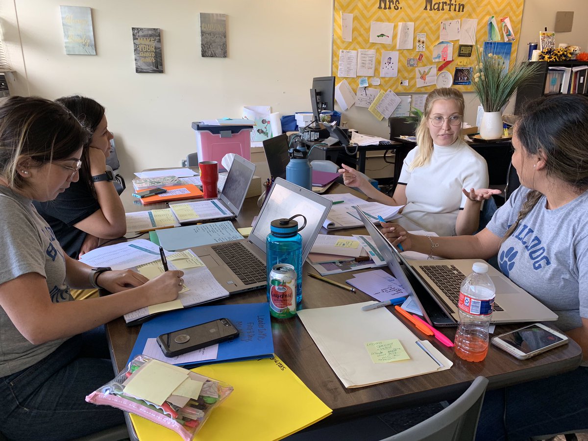 MrsGarcia_Jacks's tweet photo. Shout out to our awesome teachers for being proactive! Looking forward to all the wonderful things that will be happening on campus! #mitchellmovement #ItTakesAVillage @RGVReaderLeader @Mitchell_Elem @Erwin_Garcia_ @msmtzteaches @ms_prunty and Viviana https://t.co/1dM7dhSevX