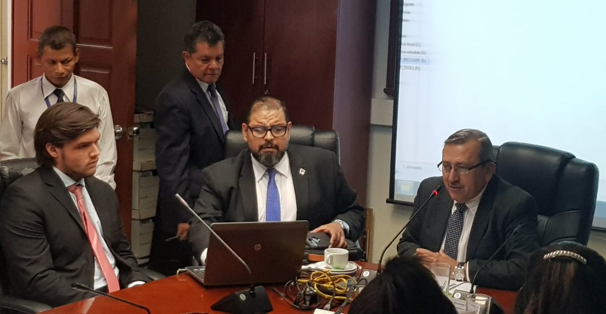 Xn0wZ503's tweet image. Hoy en la Comisión de Obras Públicas acordamos convocar al titular del MOP, Romeo Herrera en relación a la postura del Gobierno Central sobre el SITRAMSS.