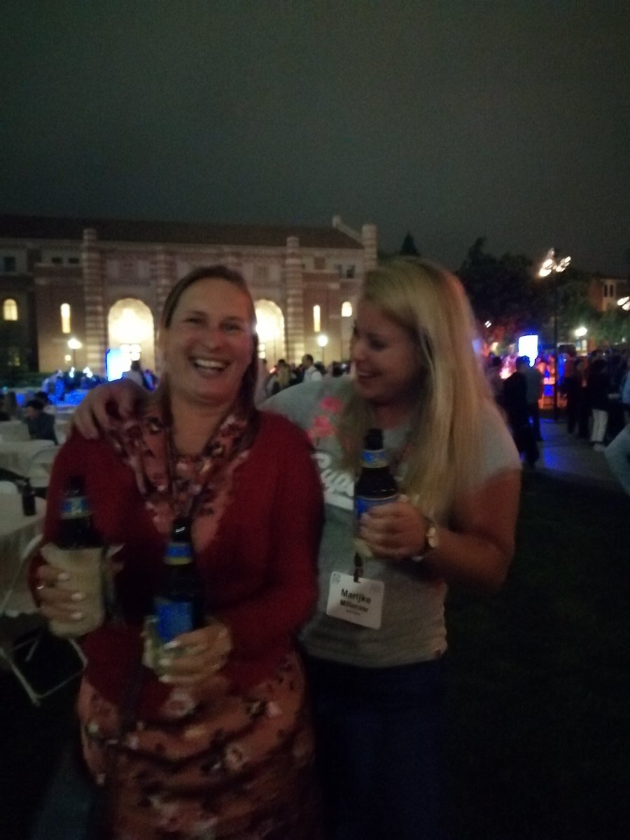 LabTIE_NemaSync's tweet photo. @MouseWormHybrid @GeneticsGSA 🍻🍻 This was just before we found out this were going to be our last beers.... 😁 https://t.co/Yvy20gyoQp