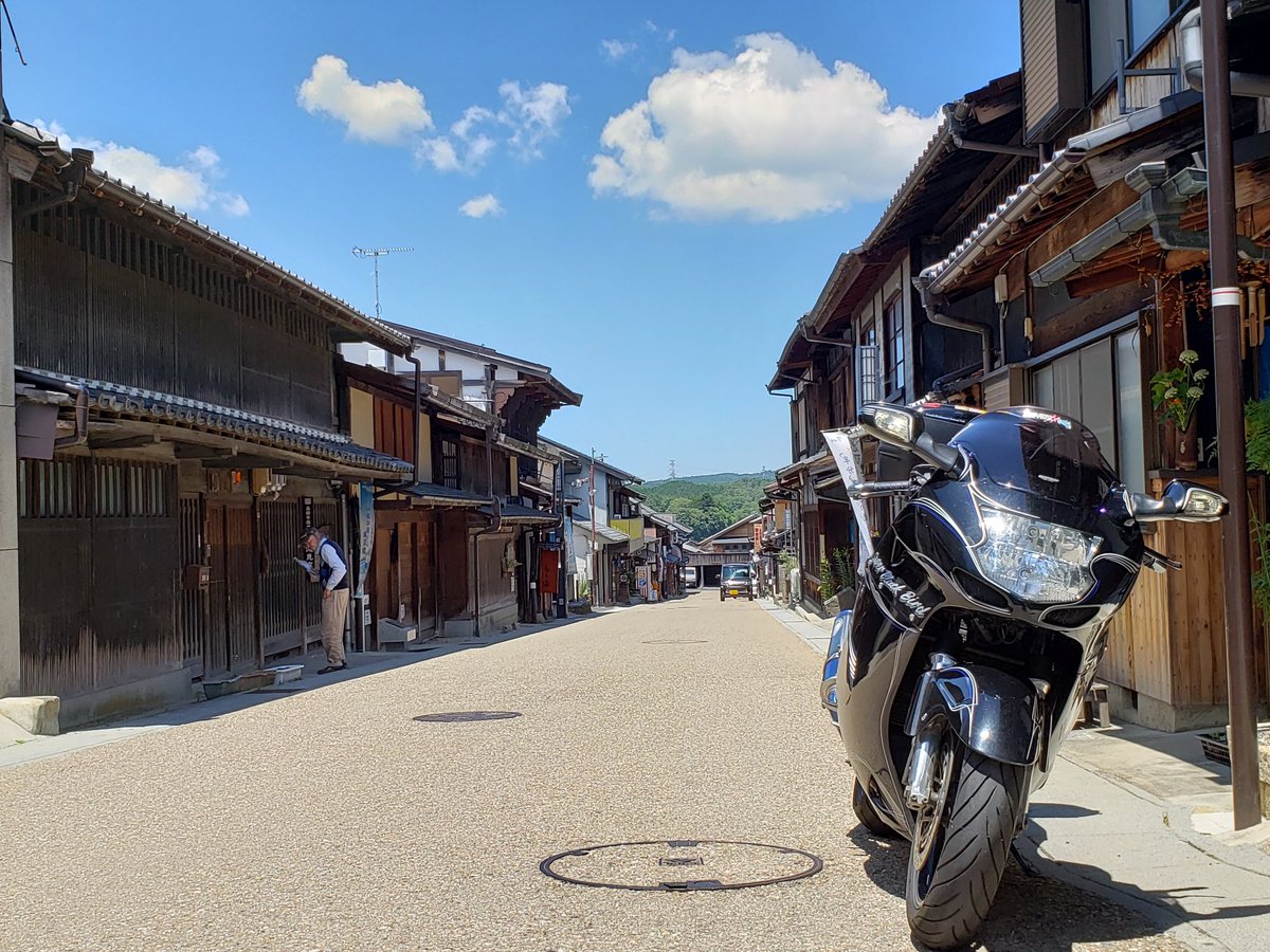 cbr1100xx3091's tweet photo. う～ん、さわやか－－－(*>∀<*)

#東美濃さわやか街道 #R257 #女城主の里 #岩村城跡 #岩村の古い町並み https://t.co/WtbWeTyse3