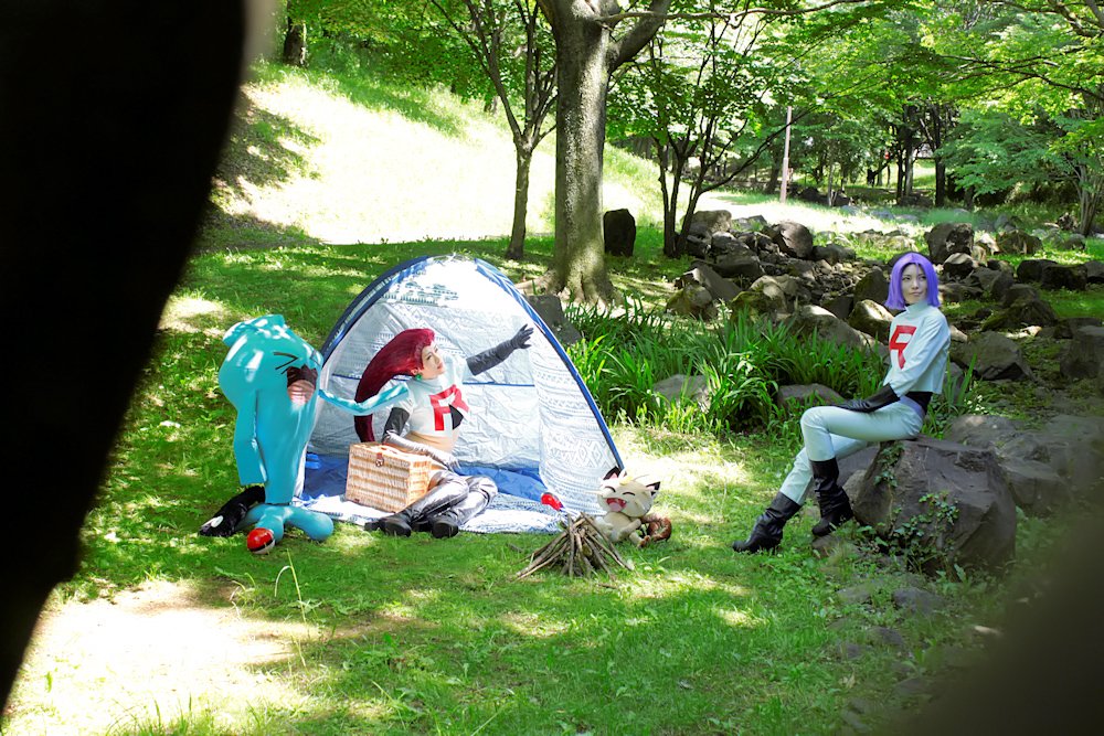 _you0315's tweet photo. 【コス】ポケットモンスター

－ 今日はココで一休憩 －

ムサシ／みづきさん
コジロウ／よう
撮影／凛さん https://t.co/yIzveFGYcv