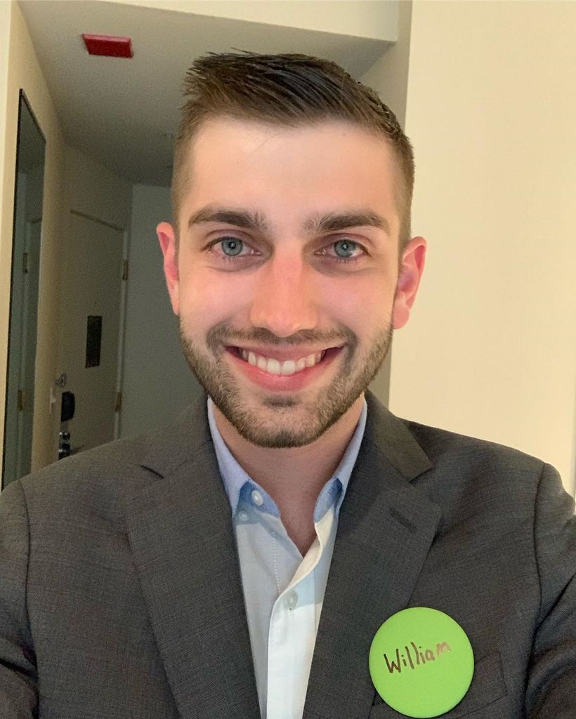 wposeyjr's tweet photo. First day as a full time green dot is officially complete! (Sorry I look dead we’re running on minimum sleep per usual) https://t.co/rpNUuIJU5S