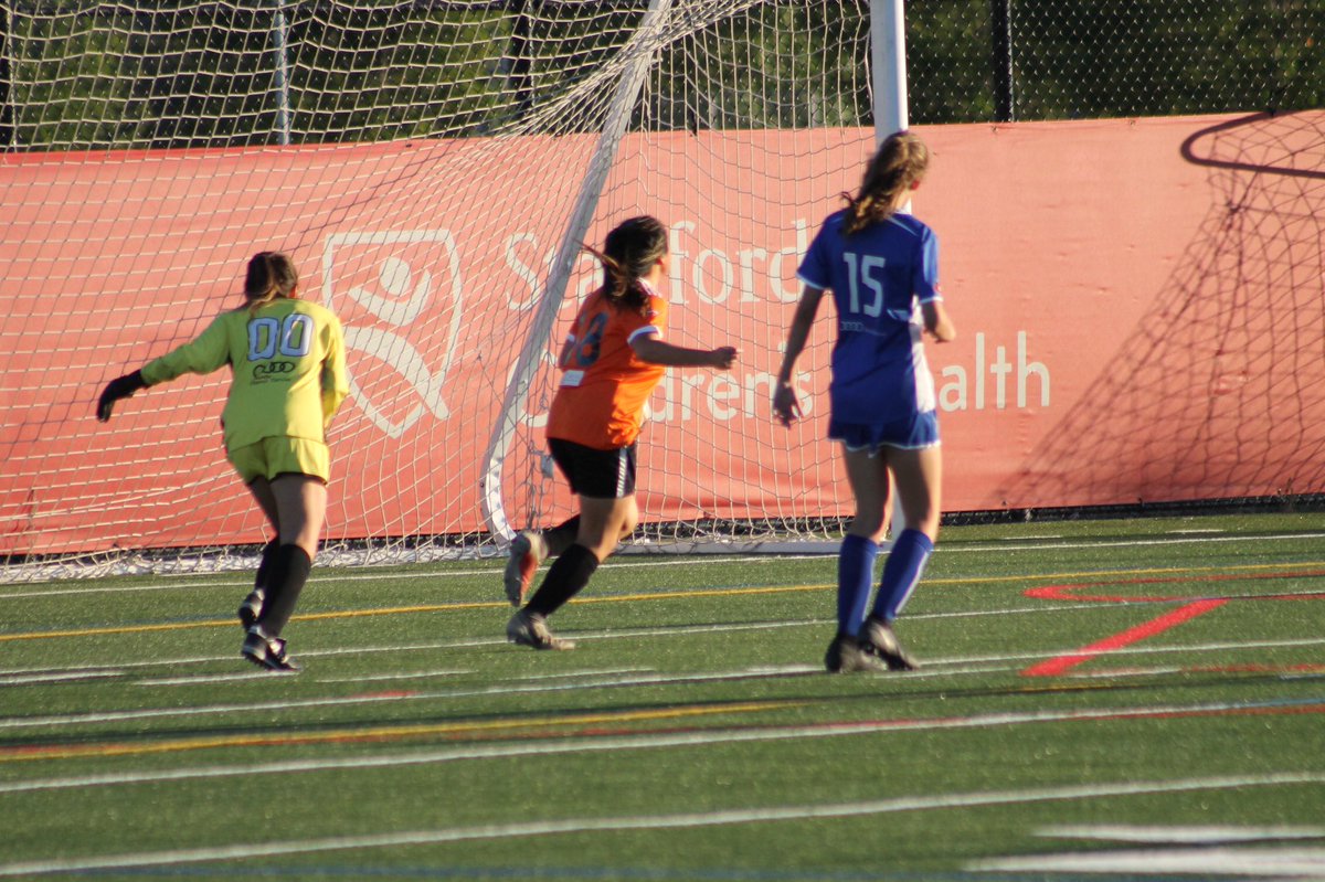 RAGE_WPSL's tweet photo. The goal to put Rage up 2-0!
⁣
Instagram- @pleasanton_rage_wpsl ⁣⁣
Twitter - @RAGE_WPSL⁣⁣
Facebook - Pleasanton Rage Wpsl⁣⁣
⁣⁣⁣
Visit our website:⁣⁣⁣
https://t.co/UC3WBA4hOs⁣⁣⁣
⁣⁣⁣
Games will be live streamed at https://t.co/VM2ivMPnlS… https://t.co/8zTXO2xj2D