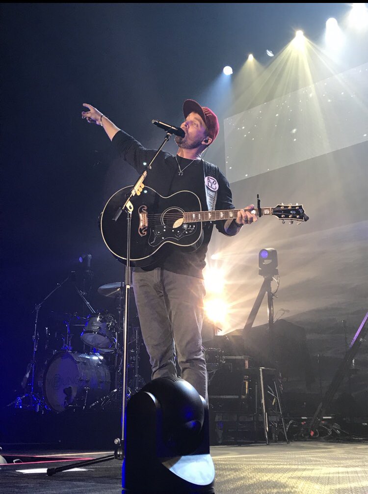 sethlovesbritt's tweet photo. RT To Vote @BrettYoungMusic for #ChoiceCountryArtist https://t.co/AE4gV2PkgU