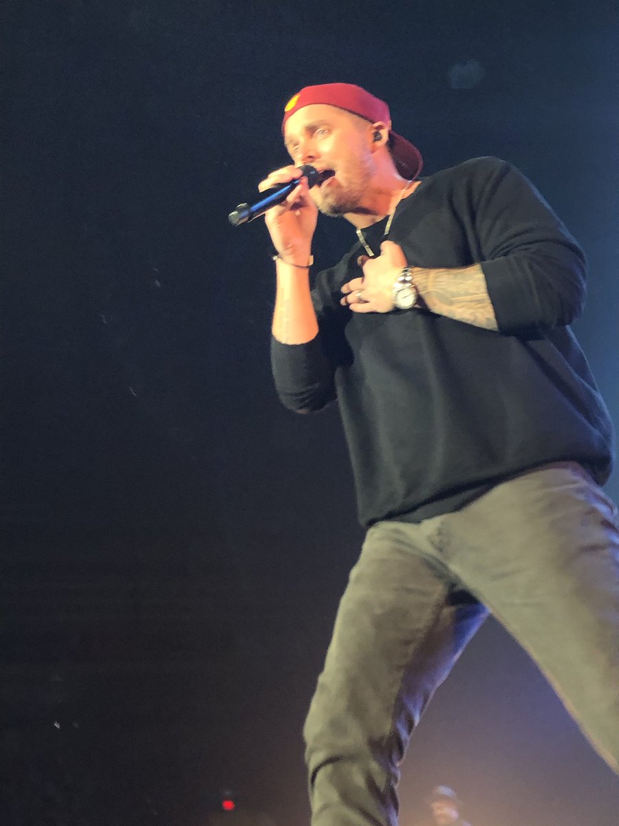 sethlovesbritt's tweet photo. I’m voting @BrettYoungMusic for #ChoiceCountryArtist RT To Vote! https://t.co/eVNbesXjbi