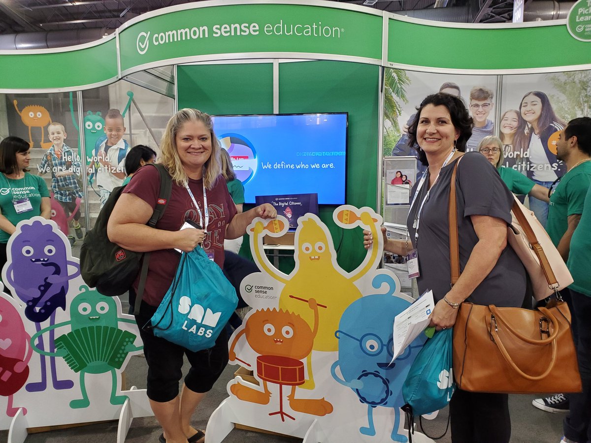 iluvthelibrary's tweet photo. Thank you Common Sense Education! @CommonSenseEd #ISTE2019 https://t.co/Ycv11HF9yp