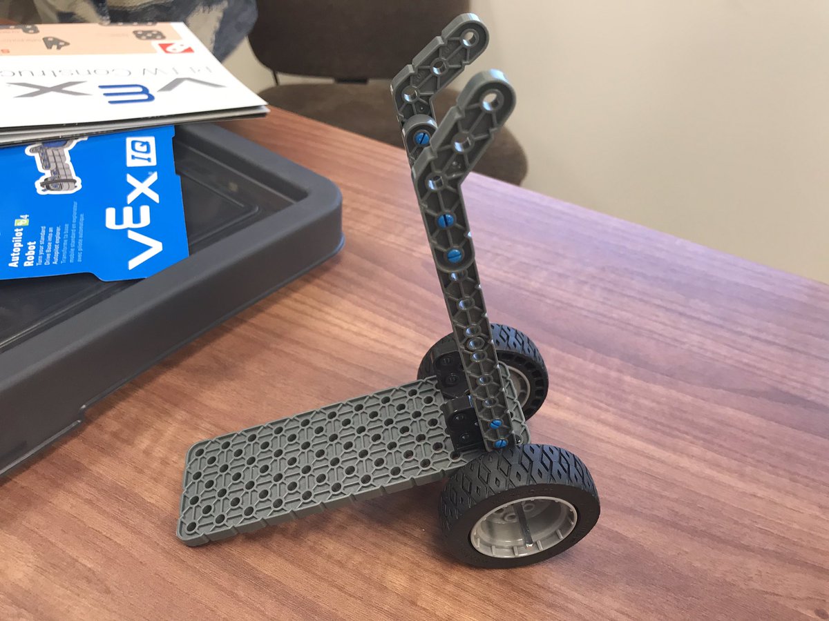 JanetErnst's tweet photo. Look at these amazing compound machines!  Atlantic City lead teachers expanding their understanding of the APB approach. #PLTW #PLTWCoreTraining https://t.co/r7e1eELrzh