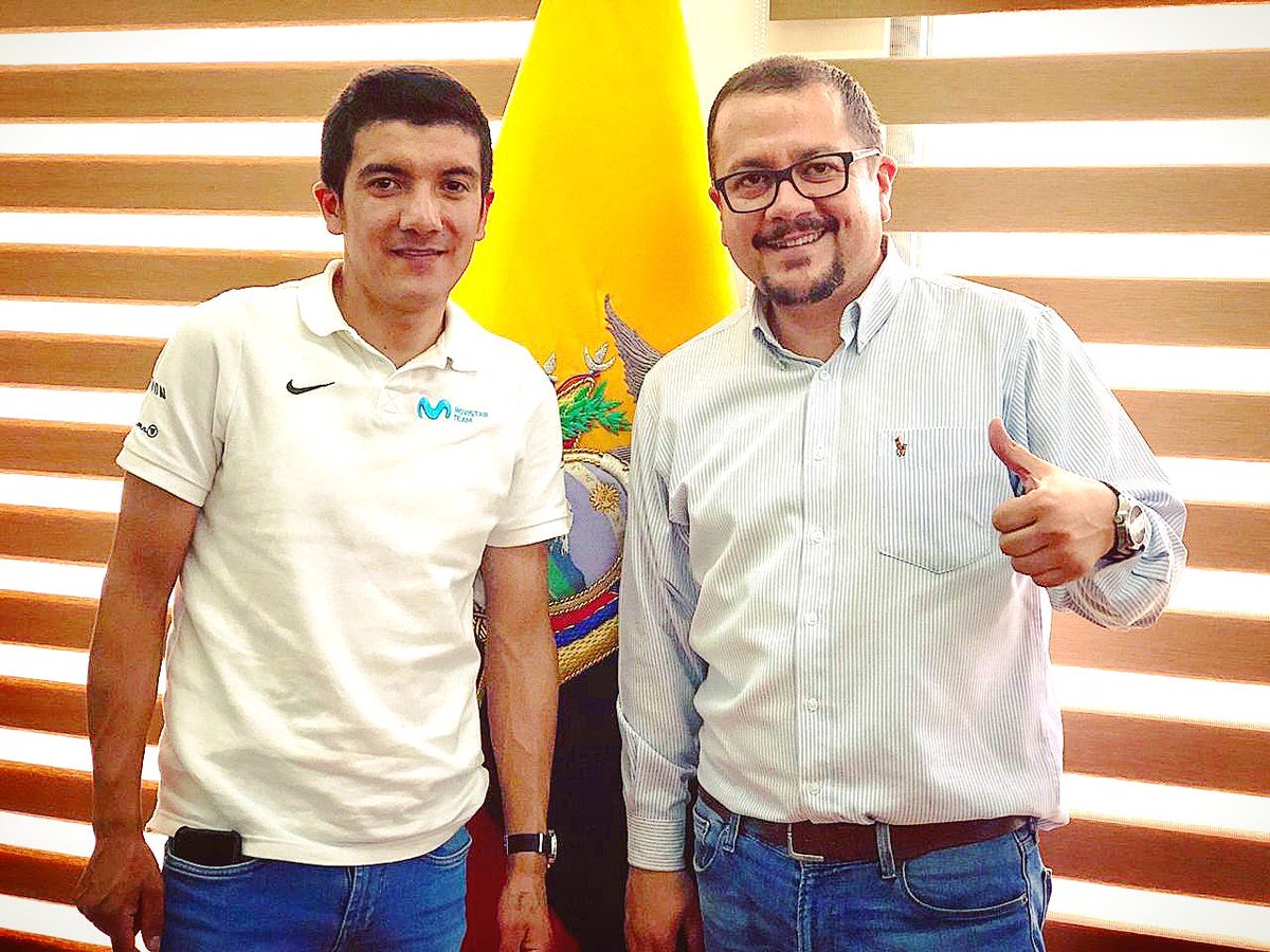 loboruiz04's tweet photo. @RichardCarapazM “Los sueños se cumplen, que nada ni nadie se interpongan en tus objetivos” 
#LaLocomotoraDelCarchi 🇪🇨 

@victorhugopenag @mario_sabato @giroditalia @roseamor2011 https://t.co/GrJGmSLZH7