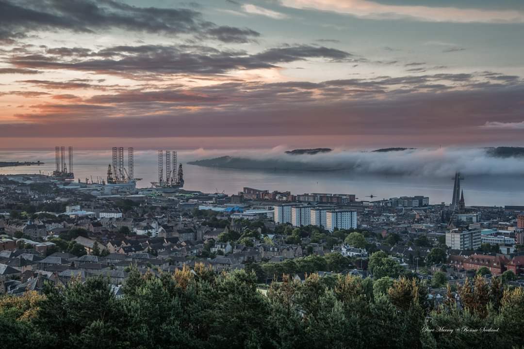 Canniejannie's tweet photo. This morning up The Law @scottishmac1988 @Briarcottages @ScotsMagazine @VisitScotland @Guide2Scotland @Johnpow1 @Forfar_Dispatch @PhotoDundee https://t.co/l2OQJ7SAWN