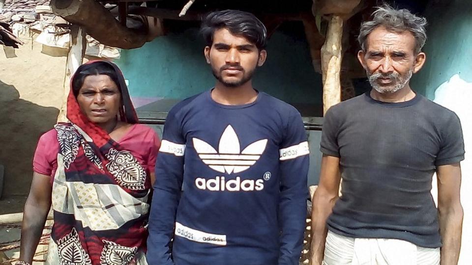 htTweets's tweet photo. MNREGA labourers’ son becomes first to crack JEE-Main in Rajasthan village
https://t.co/mNtKSDQV0P https://t.co/MRya82vKtw