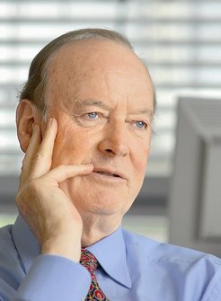 RutterLab's tweet image. Today on #MitoMonday we mourn the passing of a giant of the #MitoWorld Dr. Walter Neupert, who sadly passed away this past Saturday at the age of 79, we briefly remember his research odyssey that left us all spellbound by #mitochondria. #LateNightWithTheRutterLab