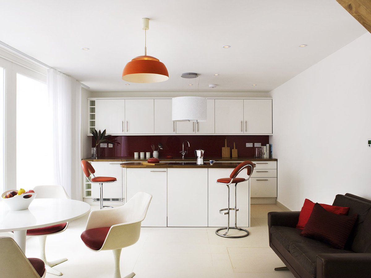 KFHproperty's tweet image. Before you start selling your house, make sure you've got all your documents together bit.ly/2sd6TBm  
#sellingproperty