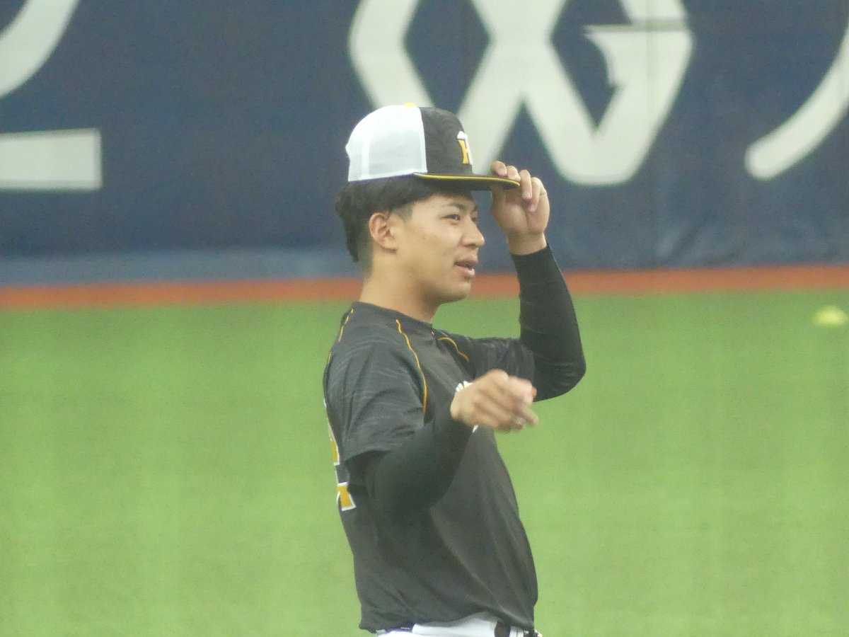 キャップのかぶりかたからすべてひっくるめて可愛いでしかない