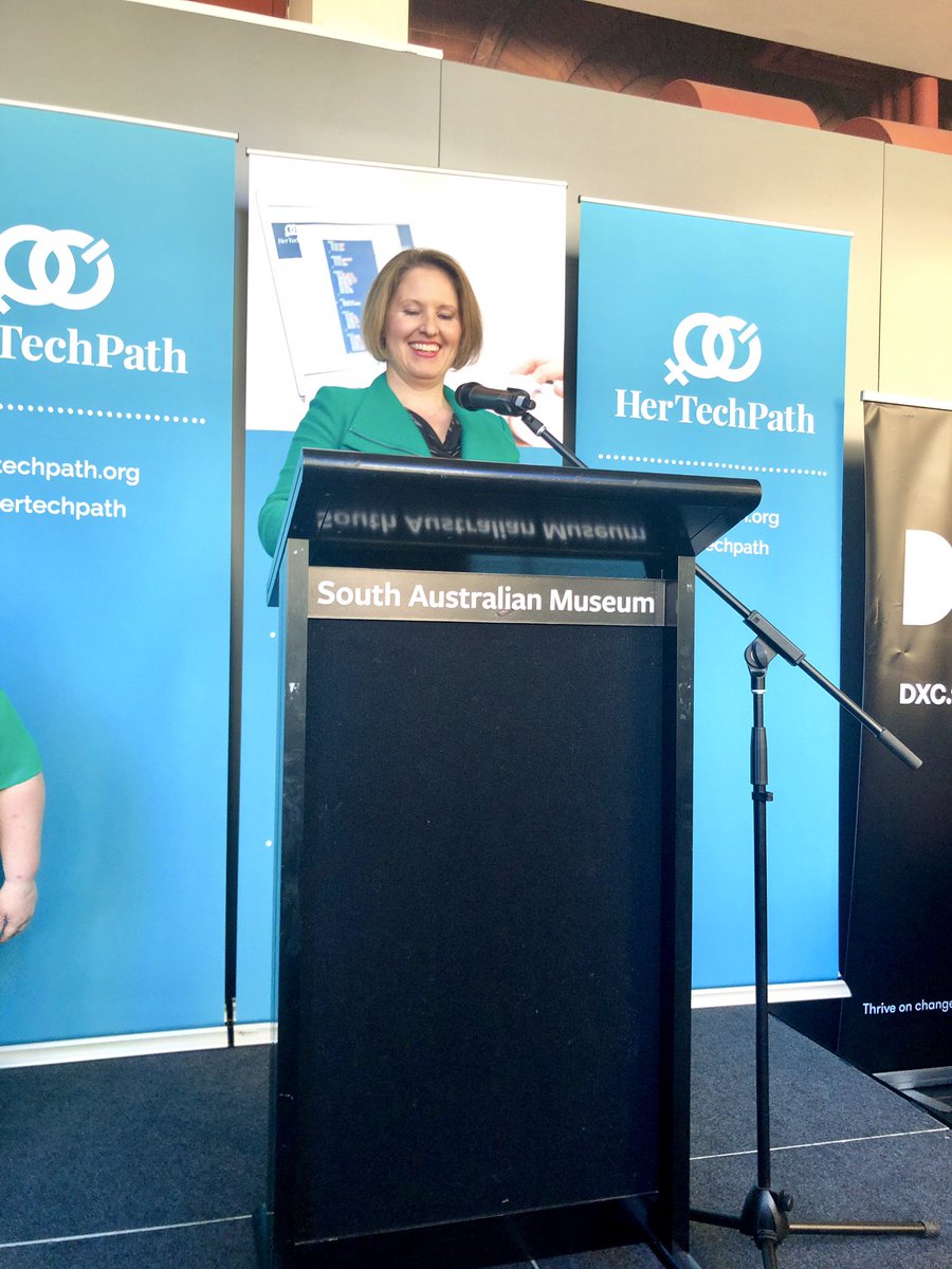 dr_nikivincent's tweet photo. Amazing turnout and fabulous speeches by @Eva_BalanVnuk @miclensink and @JohnGardnerMP at #HTPlaunch #hertechpath #WomenInSTEM https://t.co/5bE11ndVuS