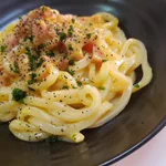 パスタよりイケる？なカルボナーラうどんがめちゃめちゃ美味しそう!
