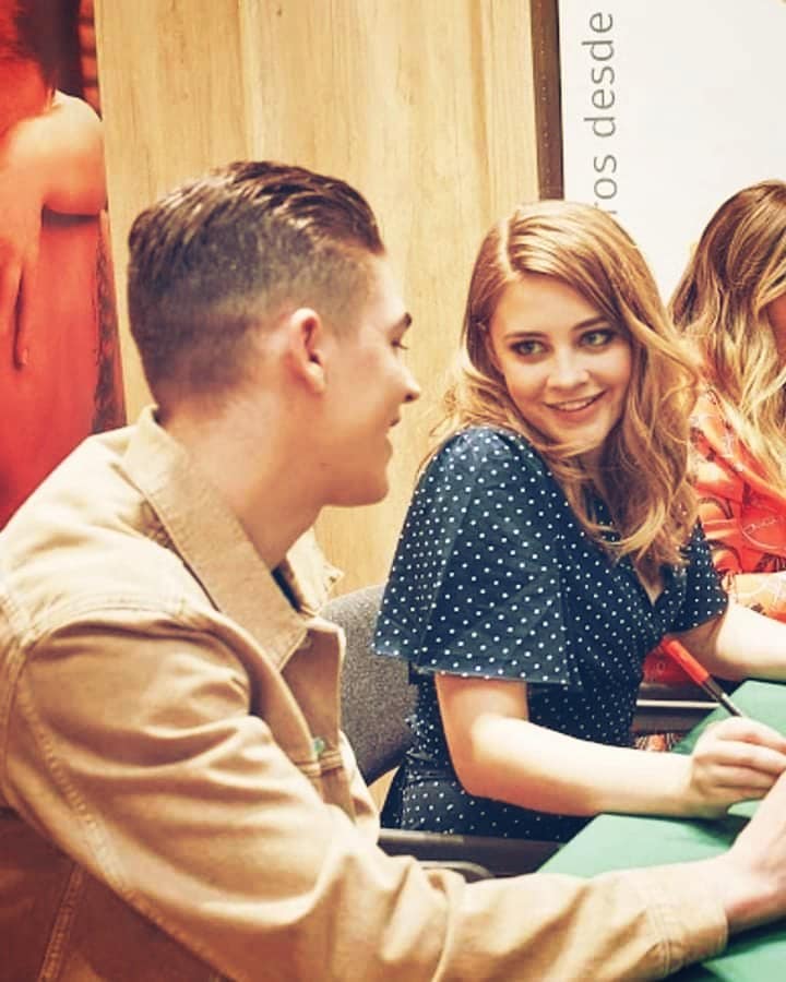 Monsemar_e's tweet photo. My #TeenChoice #ChoiceDramaMovieActor is #HeroFiennesTiffin from @aftermovie @TeenChoiceFOX 

Voteeeeen https://t.co/IxOnJvjY6j