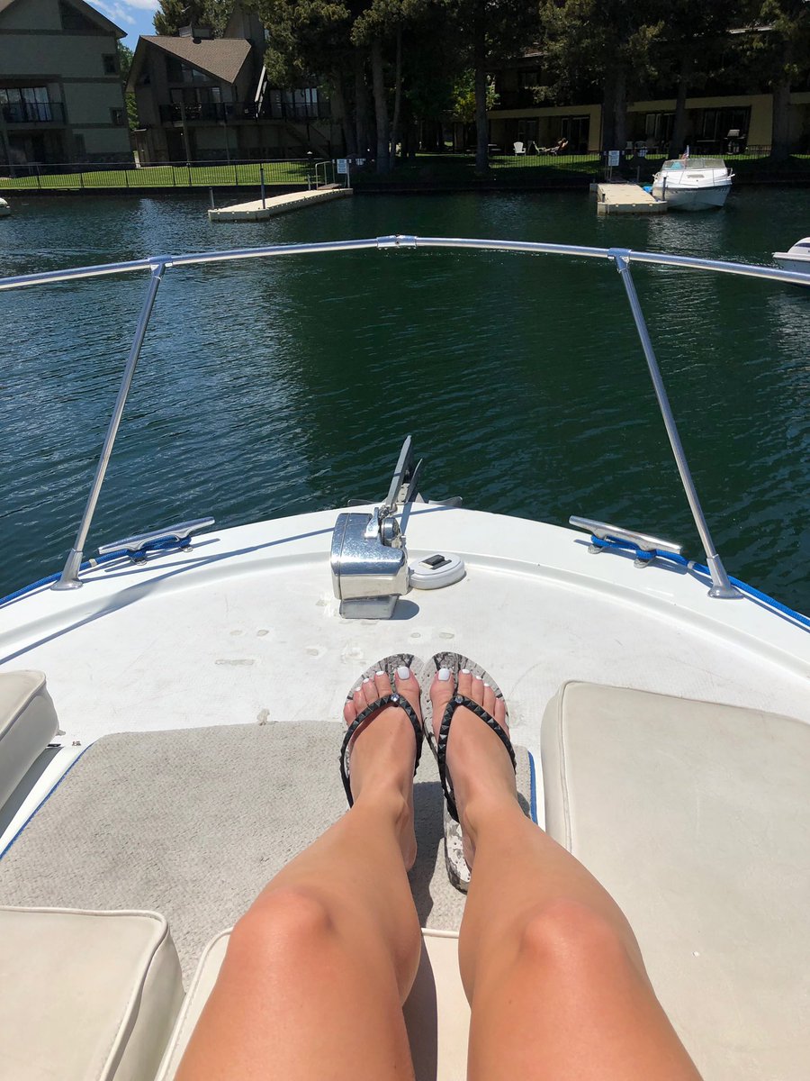 Showaflops's tweet photo. Lakeside loungin’ in your #Showaflops is always a good idea!! 👣💦⁣⁣
⁣⁣
📷: @_haleymarks_ https://t.co/8kVkYaKkoX