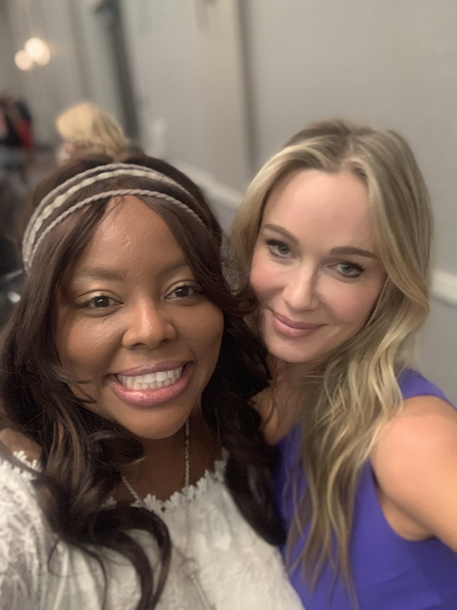 TMZDeeDee's tweet photo. @JenniferGareis found out I’ve been stanning her since she was Grace Turner on #YR. I also told her Donna is one of the only Logans I don’t snatch up on the regular. Jennifer is NOT her character. She has real feelings. Be nice or keep it scrolling...🤨 #BBFanWeekend https://t.co/37oVGywAJB
