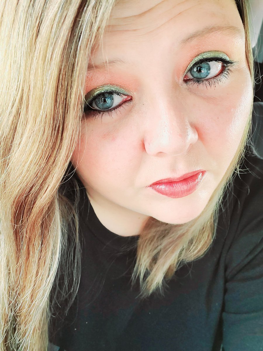 RRTRUCKIN54's tweet photo. #NOTYOURBASICBITCH #NOTADOPEWHORE https://t.co/lgxQL2cXTC