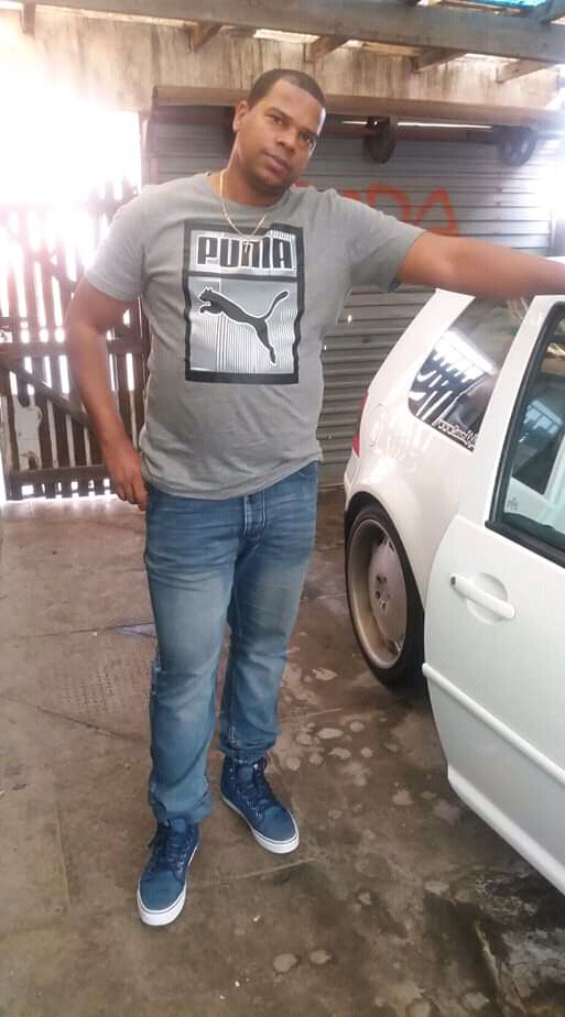 Abramjee's tweet photo. RIP Sgt Prins (34) of Steenberg SAPS who was shot and killed in Lavender Hill Cape Town last night. @SAPoliceService #StopCopKillings https://t.co/XqlTPbcUes