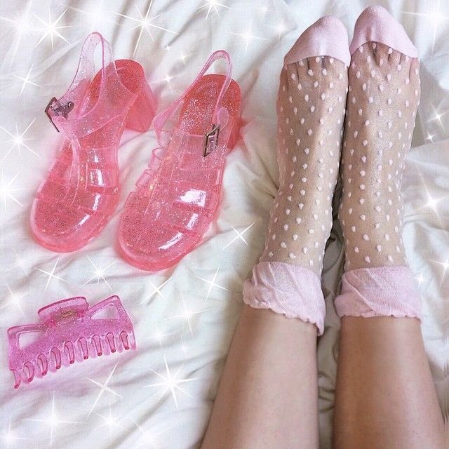 อเวจีสีชมพู tweet media