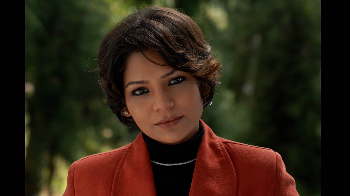 SudiptaaC's tweet photo. As an actor,I love experimenting with my https://t.co/vL9SfuLMtD I'm starting a new chain with the hashtag #ExperimentWithLooks.I'll post one pic each day with a fresh look.Let's see how it goes.
Today it's #Meghla from the film #Abosheshey (shot in 2011) thank u @Aditiroys https://t.co/omJUpbdhOj
