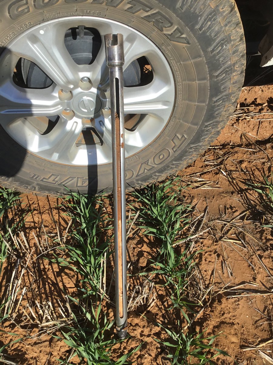 When the sun’s out get your (soil) rig out! Smithy has been busy soil sampling in the Lower North with help from <a href="/farmers_edge/">Farmers Edge</a> technology! 
Now to send them to @apallabs for processing #plantbreeding #agxtra #ausag