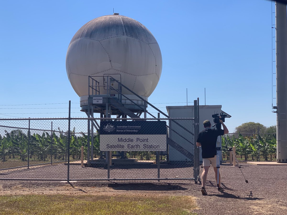 BOM_NT's tweet photo. BOM's Satellite Earth Station at #MiddlePoint #NT is part of the launch! Our techs are on site to help make sure the satellites get into the right orbit and troubleshoot if needed 🛰️ #SpaceNT #SpaceStartsHere #COSMIC2 https://t.co/0RRSEiTCY6