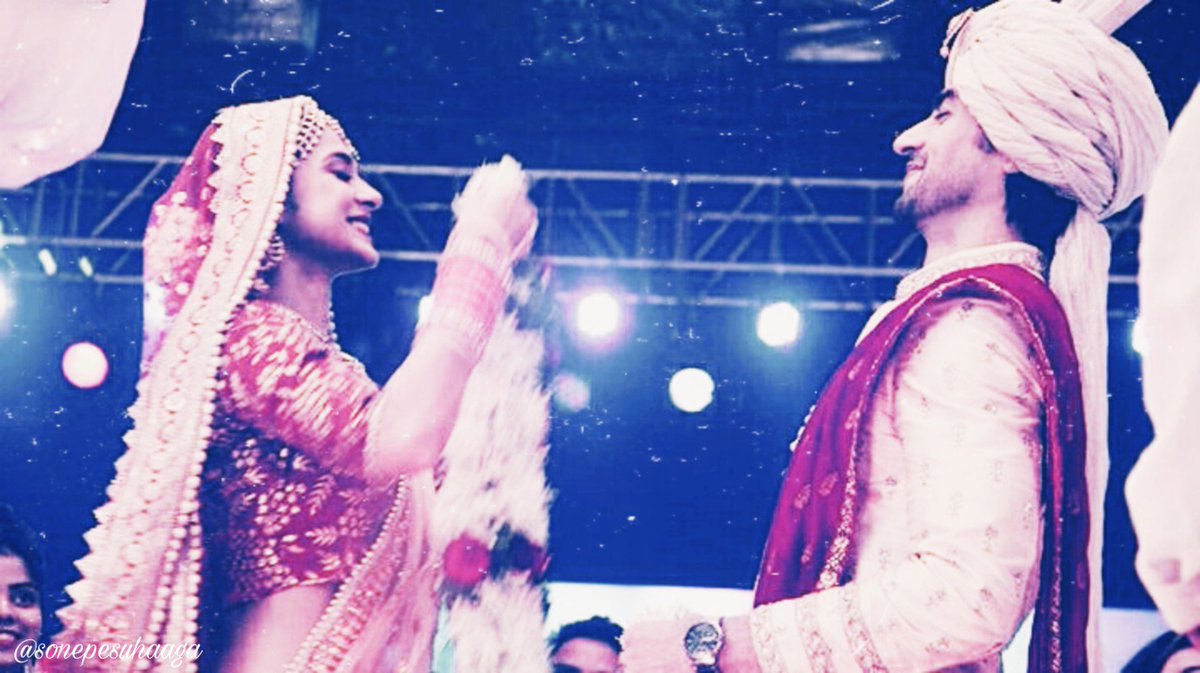 Promise Day 213: I miss those days when I would actually look forward to Monday to watch two talented actors create magic. The discussions, jokes, & theories of upcoming scenes with other  #Bepannaah fans was a joy that I hope we get back soon in the form of a  #JenShad comeback 