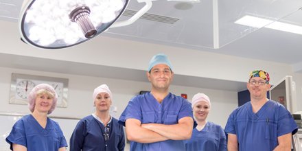 PCFA's tweet image. Our #ResearchBlog this week revisits an important #ClinicalTrial comparing robotic-assisted to open surgery. onlinecommunity.pcfa.org.au/research-blog-… - by Dr Winnall, PCFA Research Team #ProstateCancer #MensHealth