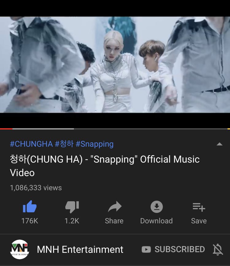 ChunghaGlobal's tweet photo. 21 hours after release - 3PM KST 

Total combined views: 3,329,820
Total combined likes: 561,000

https://t.co/iq9EqDmDnA https://t.co/JnZWCbUsqw