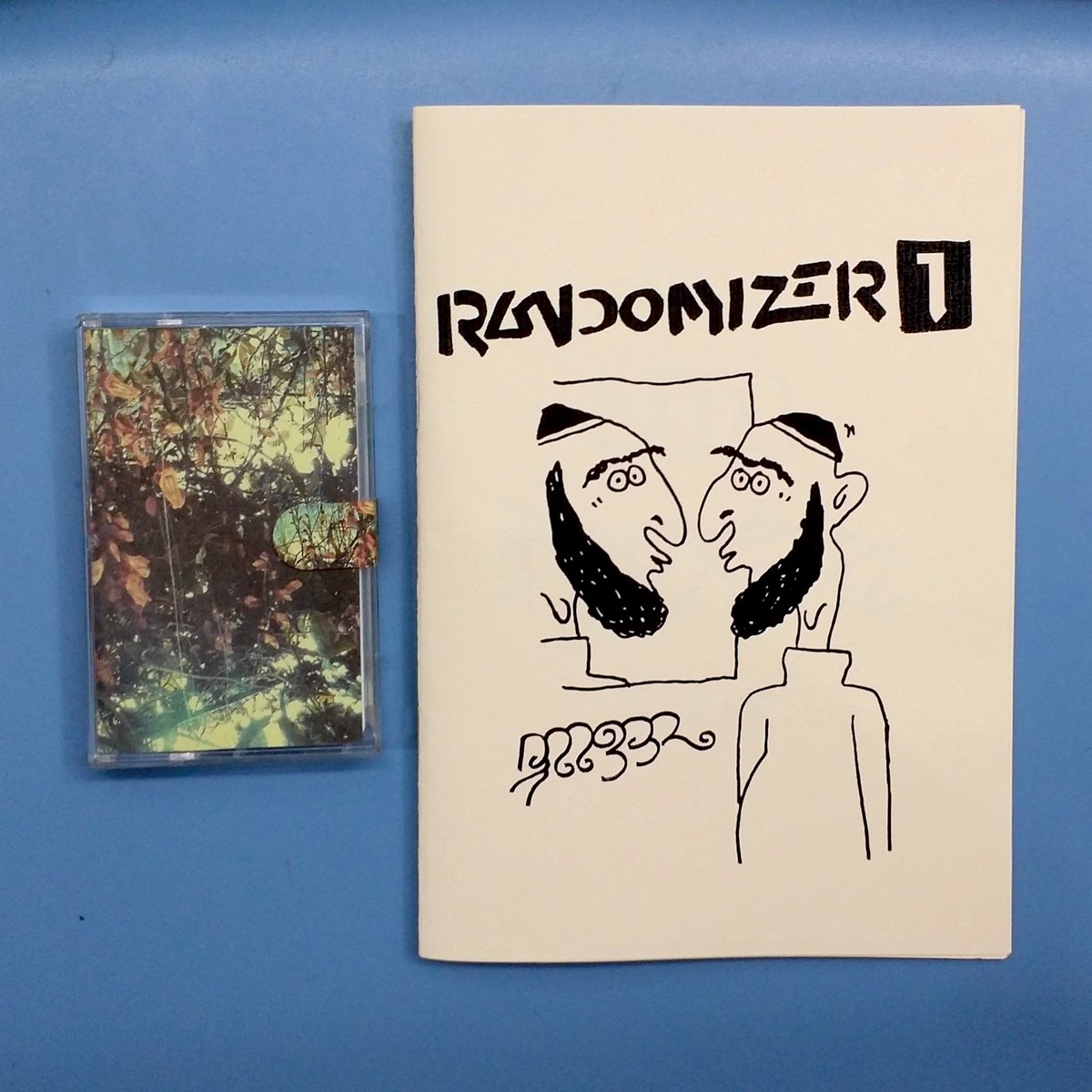 unitedcassettes's tweet image. We&apos;ve got two new releases from Dubai! Ethereal wave duo @wywymusic&apos;s just-released EP and @199Xtv&apos;s limited edition sound collage (this one comes with a super cool zine!) Get em now at ph.unitedcassettes.com