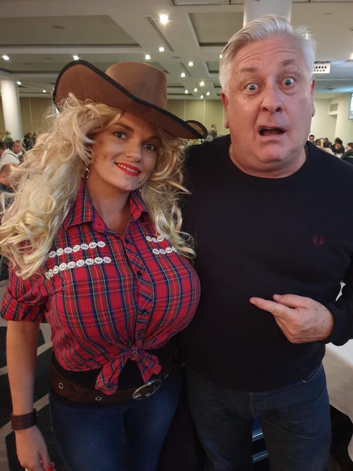 TriviaCoast's tweet image. When Dolly met Dicko!