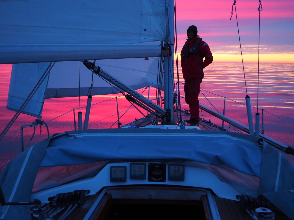midsummer_sail's tweet photo. Happy times and Jonas in pink on MEU
https://t.co/7ndy0s1Yy4
#midsummersail #sailing #segeln #baltic #balticsea #ostsee #regatta #wismar #toere #offshore #yacht #nonstop #agoradirect #yachting #regatten #ostseregatta #balticregatta #balticnonstop #ostseenonstop https://t.co/hfqHll85Vd
