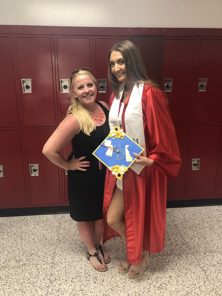 MHSBravescheer's tweet photo. Congratulations Class of 2019! We are so proud of you! ❤️ https://t.co/sa5XHAnamc