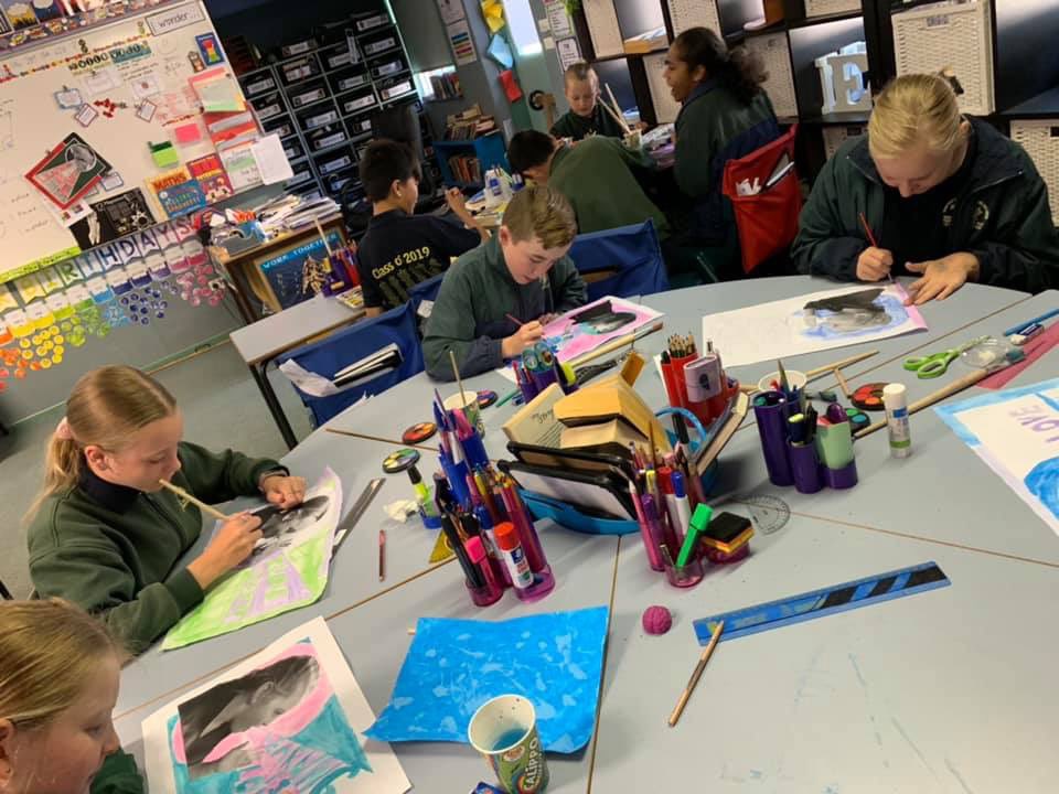 SMair (@mairsuellen) on Twitter photo Community of schools partnerships. EMHS students leading art workshops for our Year 6 classes <a href="/NarellanValePS/">Narellan Vale PS</a>. Students leading, supporting and sharing expertise across educational settings. <a href="/shellreflecting/">Michelle Sarjana</a> <a href="/BelHoop1/">Belinda Hooper</a> <a href="/strahans/">Sam</a> <a href="/cdtasker/">Christine Tasker</a> <a href="/beceasey/">Rebecca Easey</a> Community of schools partnerships. EMHS students leading art workshops for our Year 6 classes <a href="/NarellanValePS/">Narellan Vale PS</a>. Students leading, supporting and sharing expertise across educational settings. <a href="/shellreflecting/">Michelle Sarjana</a> <a href="/BelHoop1/">Belinda Hooper</a> <a href="/strahans/">Sam</a> <a href="/cdtasker/">Christine Tasker</a> <a href="/beceasey/">Rebecca Easey</a>