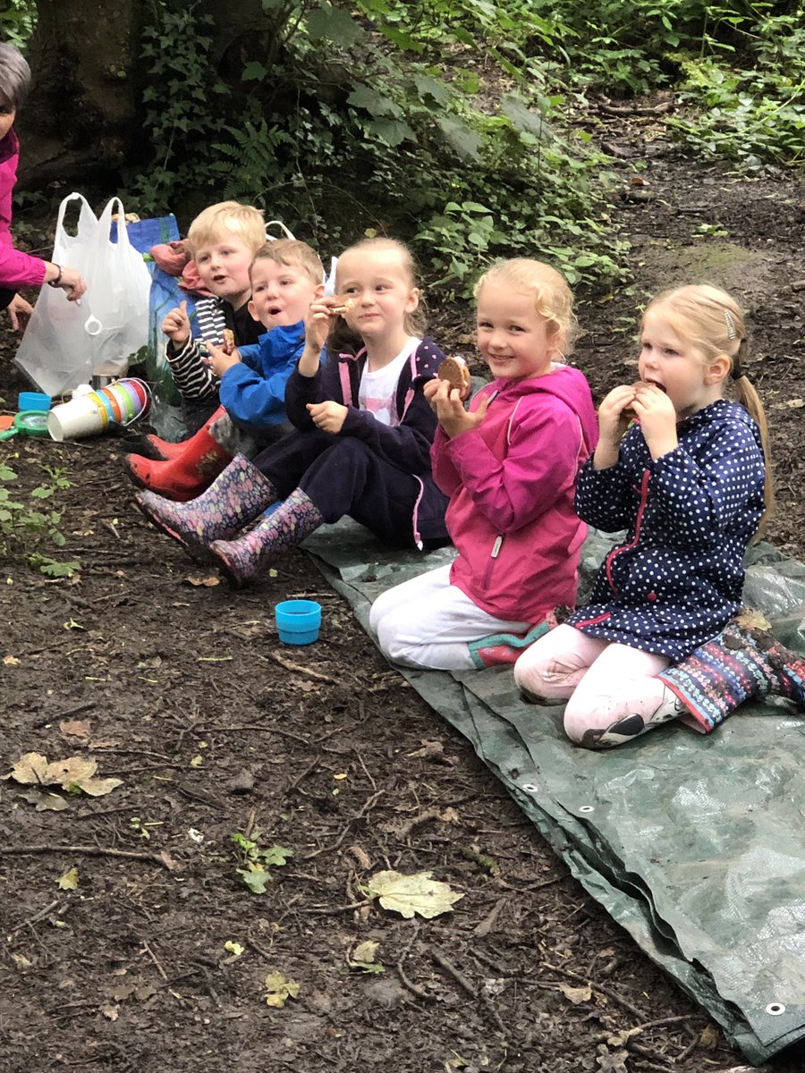 StAidansRecpt's tweet photo. Wet, muddy but happy children at Forest School this morning!! https://t.co/CHzGweeeiB