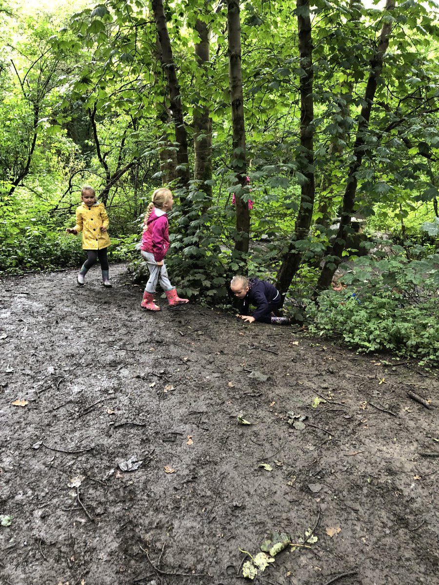 StAidansRecpt's tweet photo. Wet, muddy but happy children at Forest School this morning!! https://t.co/CHzGweeeiB
