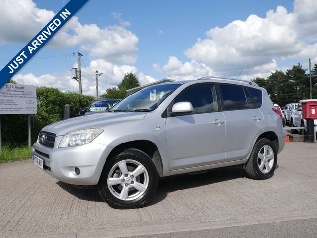 C H Render tweet media