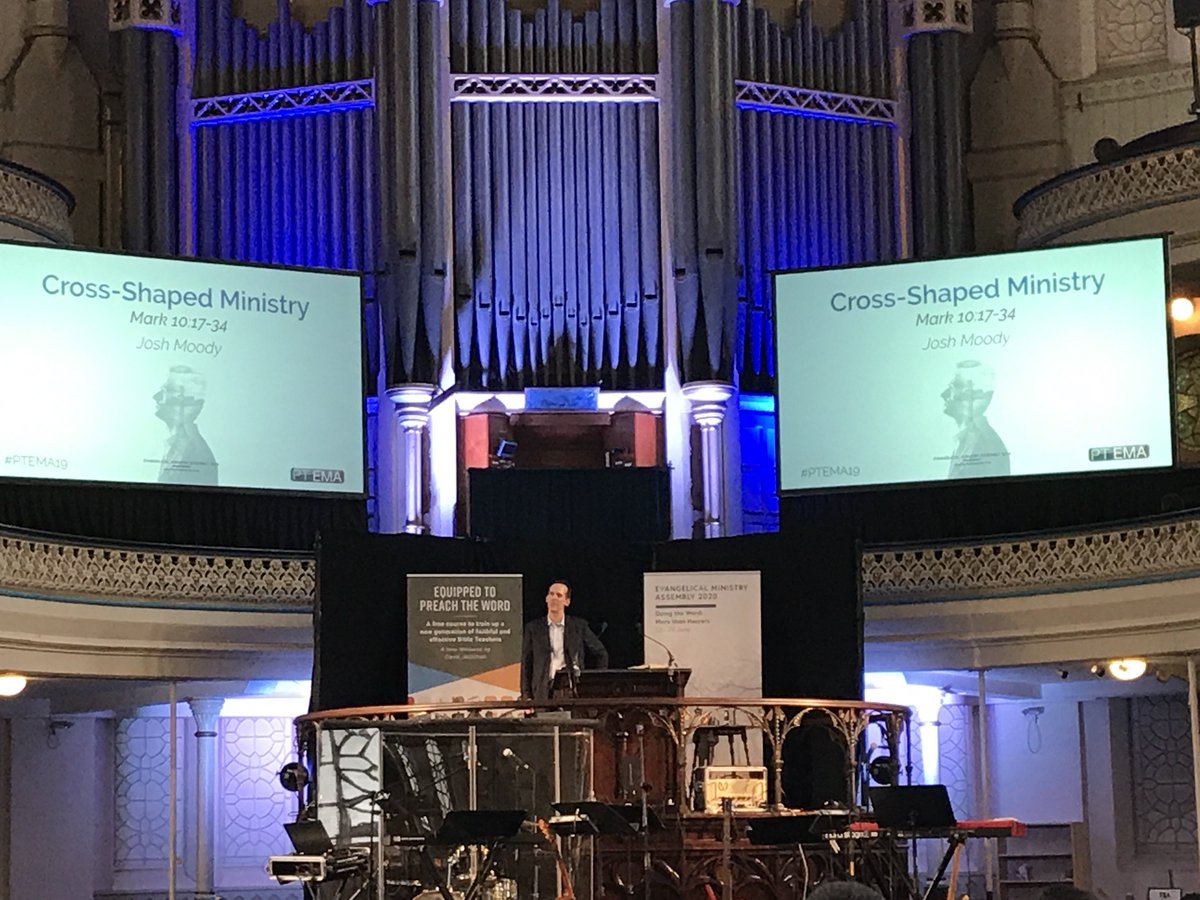 In a cross-shaped mood with Moody
#PTEMA19 <a href="/proctrust/">The Proclamation Trust</a>