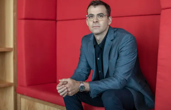 Instagram's new chief @mosseri wants to turn it into a superapp to rival WeChat, he told @MsHannahMurphy<a class="tags" target="_blank" title="On Twitter" href="/?out=eyJ0eXAiOiJKV1QiLCJhbGciOiJIUzUxMiJ9.eyJpYXQiOjE3MjI0MTQ3NDUsImlzcyI6InR3cG9ybnN0YXJzLmNvbSIsIm5iZiI6MTcyMjQxNDc0NSwiZXhwIjoxNzUzOTUwNzQ1LCJyZWRpcmVjdF91cmwiOiJodHRwczovL3R3aXR0ZXIuY29tL21vc3NlcmkifQ.nZgG9eDj4DqmqELDrt-L_VbfLMMIPBSrbQ1gHwPM6F2a7GweJ1z3EDU5ohV-FtlUEe0raDubDh7L-yB4M34Bcg">@mosseri</a><a href="/tag/canneslions"class="tags"><span>#canneslions</span></a>
